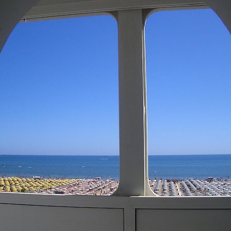 Hotel Spiaggia Marconi Rimini Luaran gambar