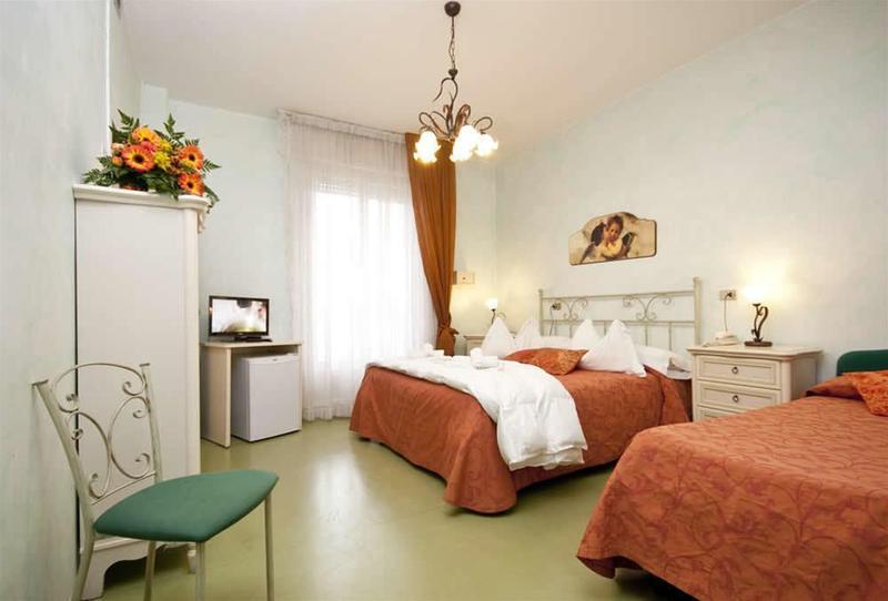 Hotel Spiaggia Marconi Rimini Luaran gambar
