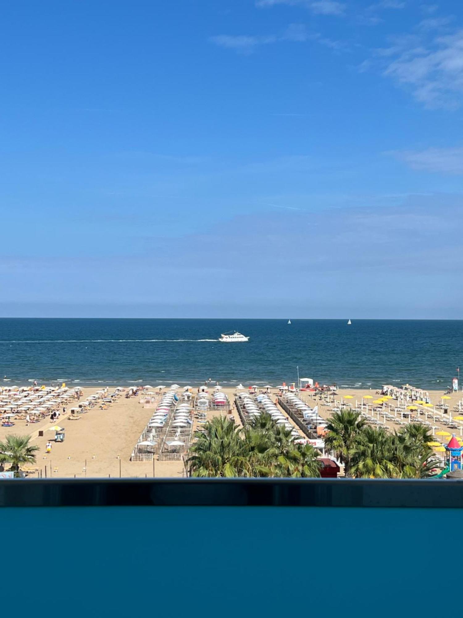 Hotel Spiaggia Marconi Rimini Luaran gambar